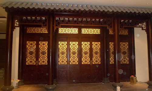 澄迈传统仿古门窗浮雕技术制作方法